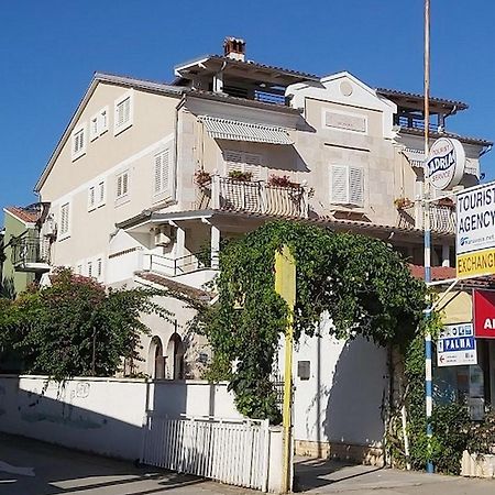 Guest House Palma Medulin Kültér fotó