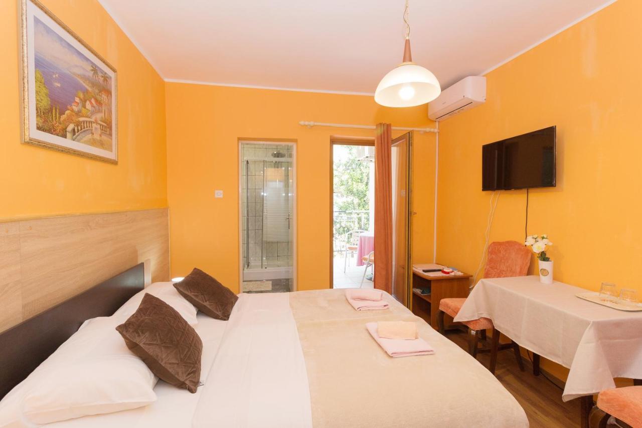 Guest House Palma Medulin Kültér fotó