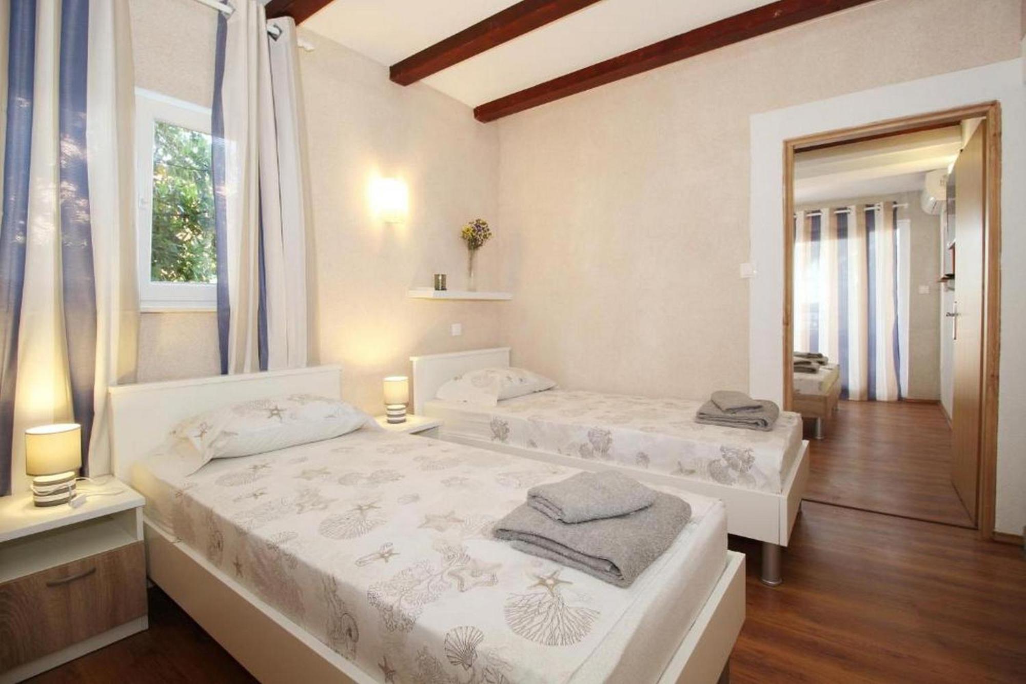 Guest House Palma Medulin Kültér fotó