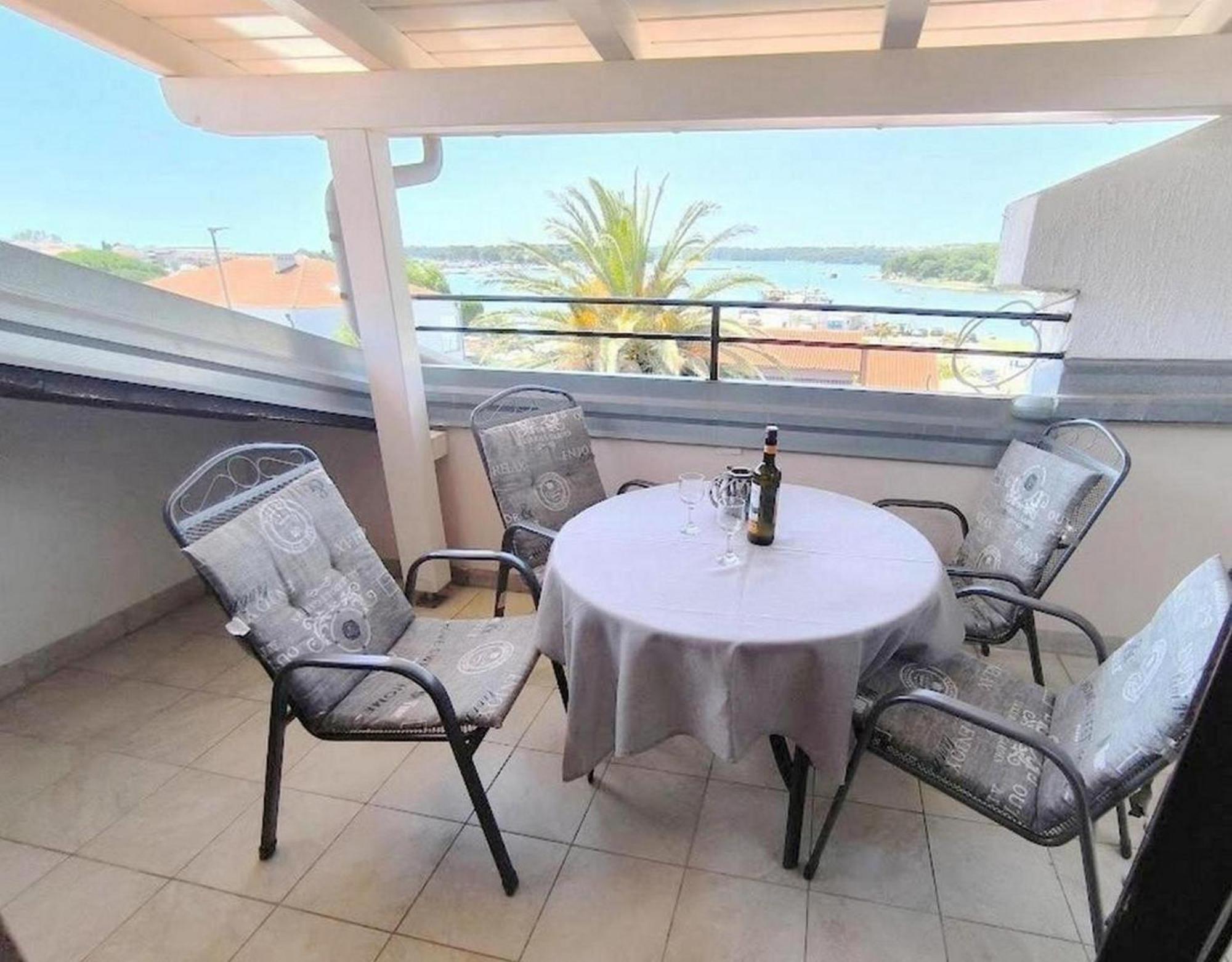Guest House Palma Medulin Kültér fotó