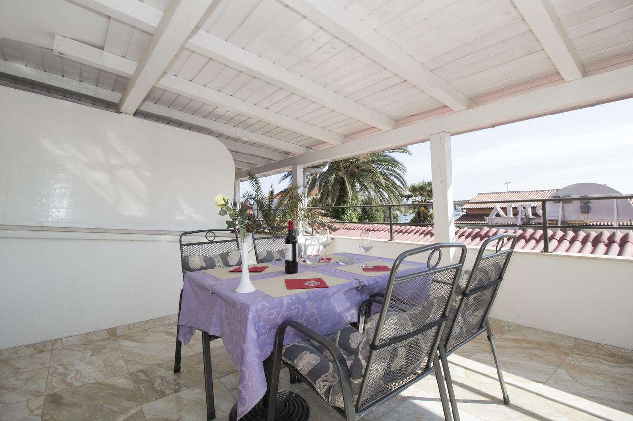 Guest House Palma Medulin Kültér fotó